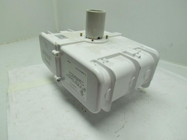 Lithonia Lighting TE1000MM TBV HSG 4" Matt white baffle120V LED module 1000watt