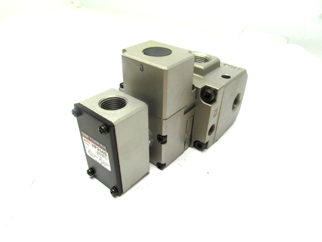 SMC VP3145-043TA Pneumatic Solenoid Valve 3-Port 1/2"npt 110V