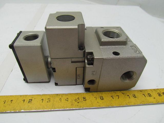 SMC VP3145-043TA Pneumatic Solenoid Valve 3-Port 1/2"npt 110V