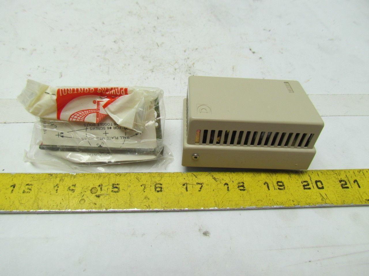 Siemens TT186 RH 186-0043 Powers Controls Room Type Humidity Transmitter 7W5