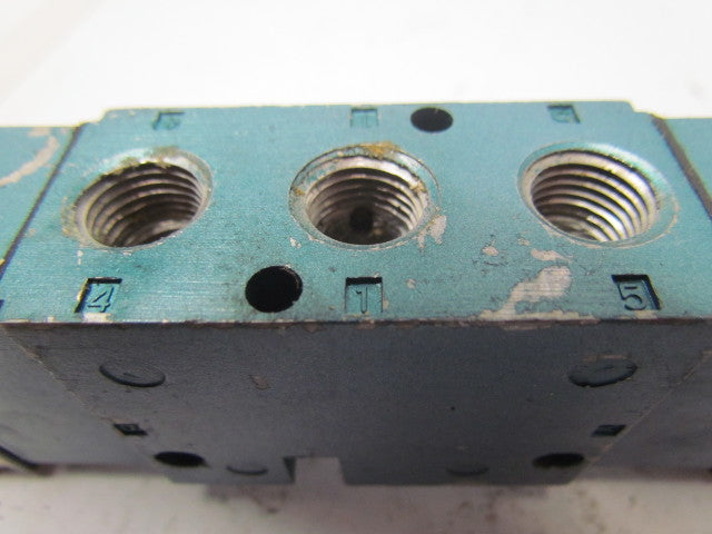 MAC 825C-PM-611BA652 Ser 800 Open Center Dual 24VCoil Control Valve