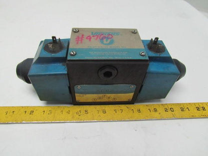 Eaton Vickers DG4S4-0133C-U-B-60 Directional Hydraulic Control Valve 110/120V