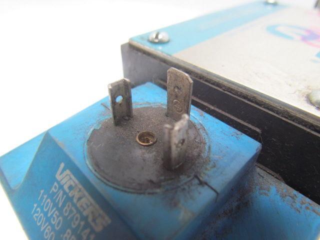 Eaton Vickers DG4S4-0133C-U-B-60 Directional Hydraulic Control Valve 110/120V