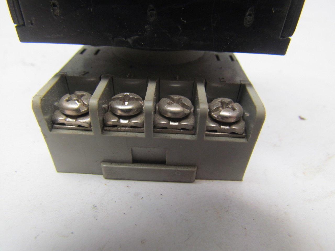 Eagle Signal CR301A6 110V 60H programablerelay w/ base