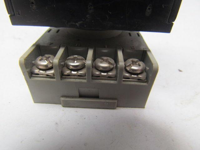 Eagle Signal CR301A6 110V 60H programablerelay w/ base