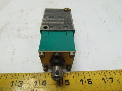 Allen Bradley 802M-DZJ9 Pre Wirer Factory Sealed Limit Switch 5-24VDC 1.1A