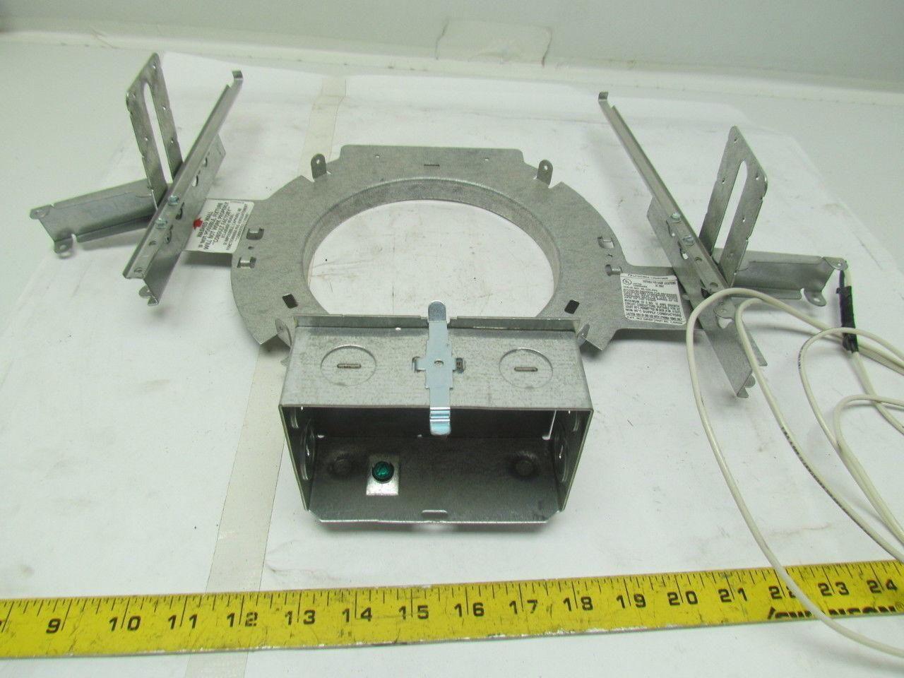 Lithonia GRSF 1/26-42TRT 6 Mvolt BGTD HSG U 120-277V light Fixture w/Mount