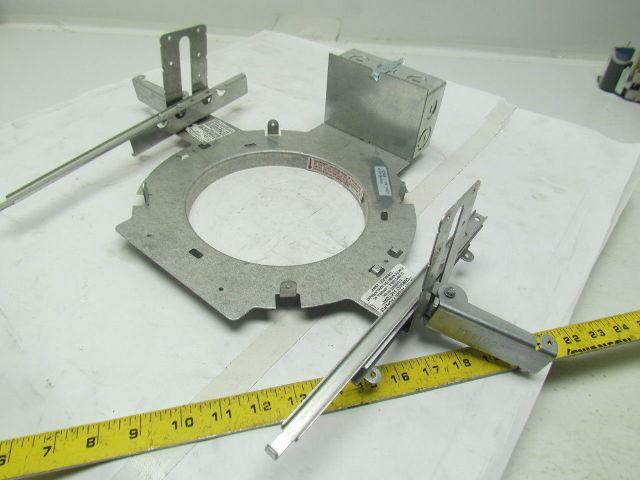 Lithonia GRSF 1/26-42TRT 6 Mvolt BGTD HSG U 120-277V light Fixture w/Mount