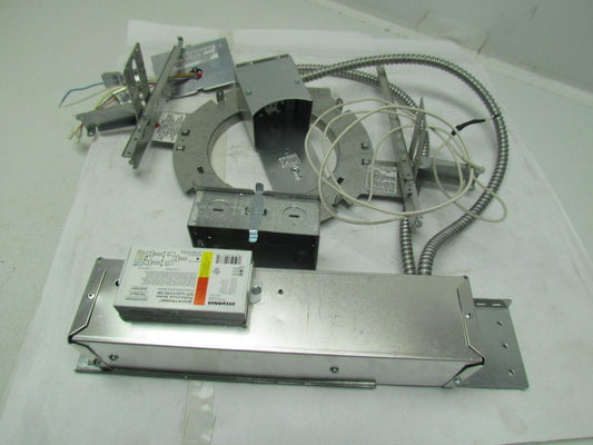 Lithonia GRSF 1/26-42TRT 6 Mvolt BGTD HSG U 120-277V light Fixture w/Mount