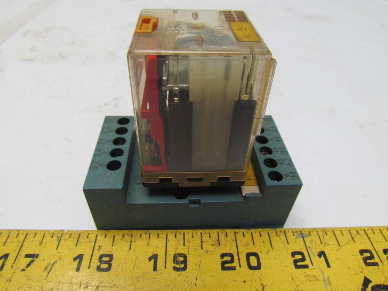 Specher Schuh CH1-3W-24VDC-MD 24V DC Relay W/Base