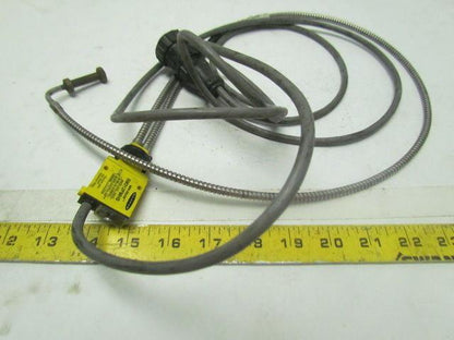 Banner SM312FMHS Mini-Beam Sensor W/BAT23S Fiber Optic Cable
