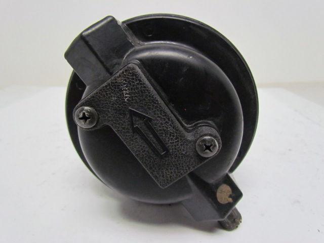 Wilkerson Pneumatic Oil Filter 1/4"NPT 7" Canister 9-1/2" Total Length 3-5/8"Dia