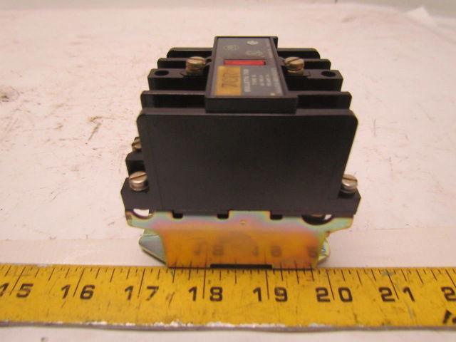 A-B Allen Bradley 700-N400A1 Control Relay 120V Coil Ser C