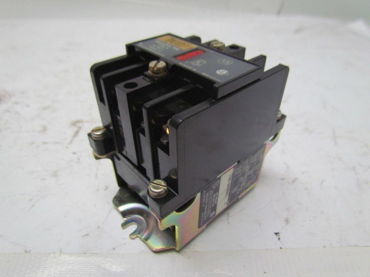 A-B Allen Bradley 700-N400A1 Control Relay 120V Coil Ser C