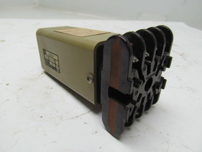 Eagle Signal CG912A3 120V Ac/DC Time Delay Relay w/Base 0-16 Sec.