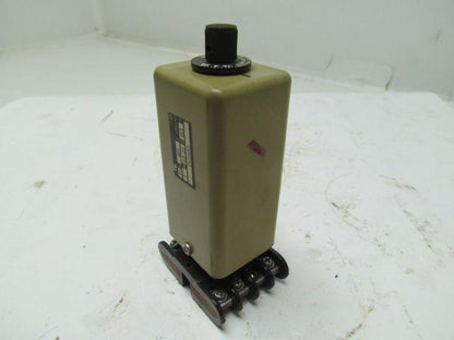 Eagle Signal CG907A3 120V AC/DC Time Delay Relay W/Base 0.25-1.75 Sec