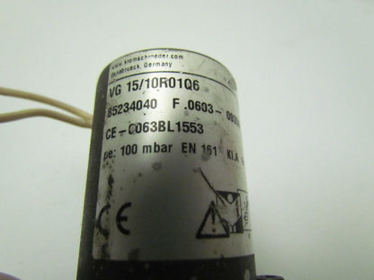 Krom Schroder VG 15/10R01Q6 Gas Solenoid Valve 1/2"npt Ports 100mbar 120V 8VA