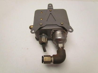 SM ISG130-031-XJ Pressure Control Pressure limit 15KGF/CM squared