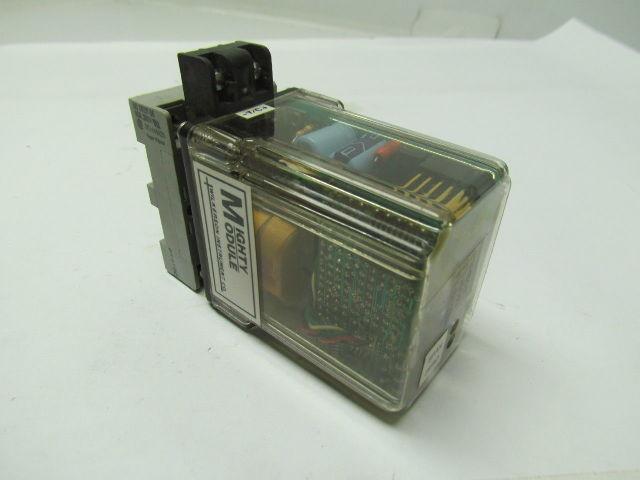 Wilkerson MM4130L Mighty Module Input -25/200°F output 4/20mAdc 115 VAC 4.6 VA