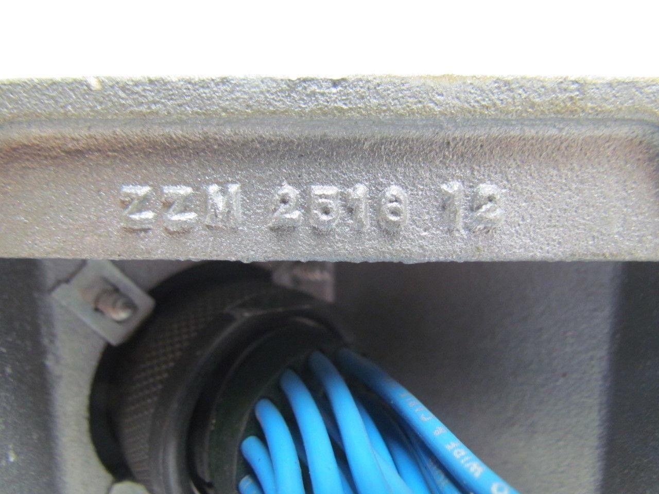 Amphenol ZZM 2516 45° Connector Housing 3116-235 ConnectorWith Cap 27 Pin Femal