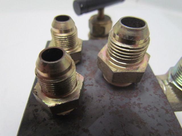 Hyundai HIT15S Hydraulic Manifold Distribution Block W/Fittings
