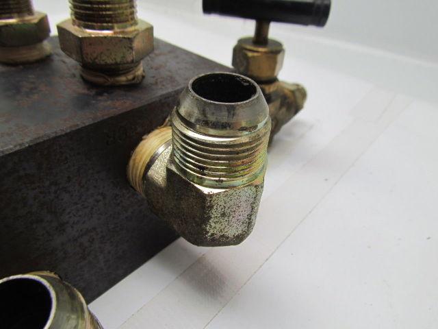 Hyundai HIT15S Hydraulic Manifold Distribution Block W/Fittings