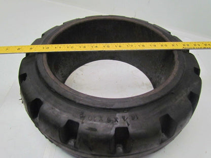 Superior 16-1/4"x6"x10-1/2" Press On Solid Rubber Traction Forklift Tire Wheel
