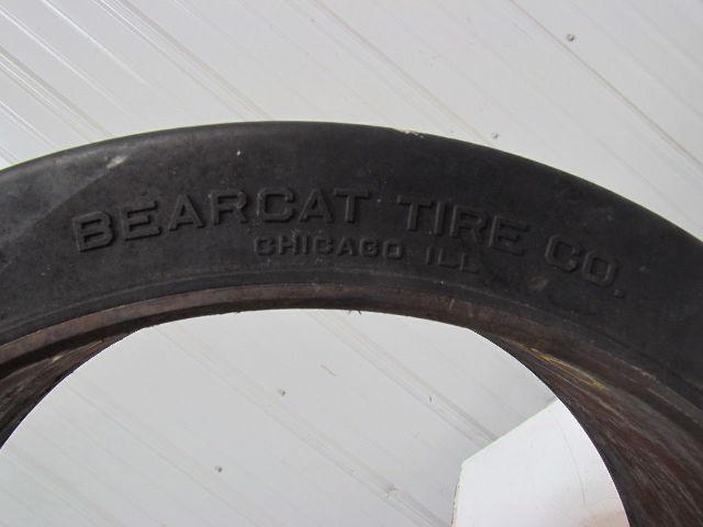 Bearcat 26"x7"x20" Press On Solid Rubber Hi-Profile Forklift Tire Wheel