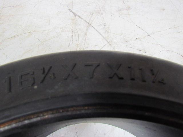 Monarch 16-1/4"x7"x11-1/4" Press On Solid Forklift Tire Wheel 413x178x286