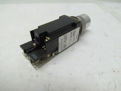 Allen Bradley 800MR-QAL24S Push Button Lighted Switch Green Lens