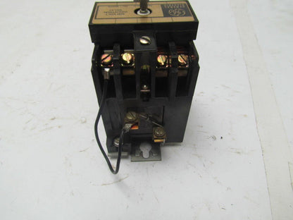 General Electric CR120B D030** Relay 3-Pole NO 600 Volt