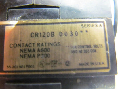General Electric CR120B D030** Relay 3-Pole NO 600 Volt