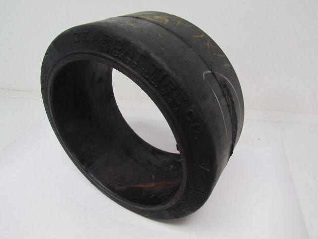 Bearcat 15"X7"X11-1/4" Press On Solid Rubber Smooth Forklift Tire Wheel
