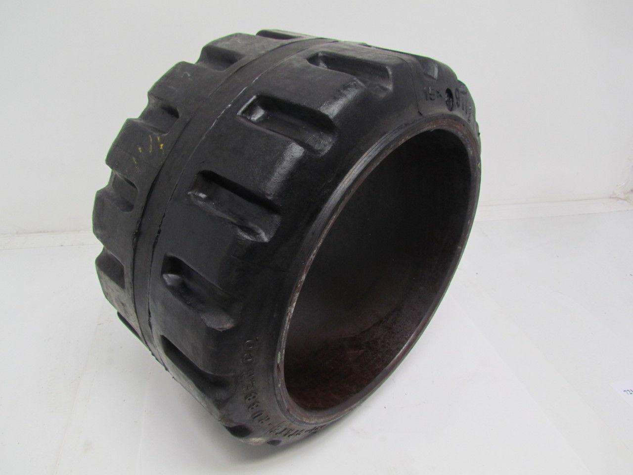 Tri-State Rubber 15"X9"X11-1/4" Press On Solid Traction Forklift Tire Wheel