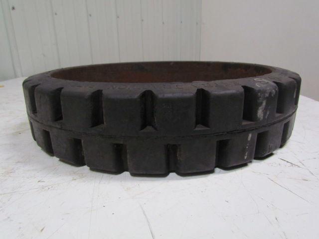 Goodyear 22"X4-1/2"X17-3/4" Press On Solid Rubber Traction Forklift Tire Wheel