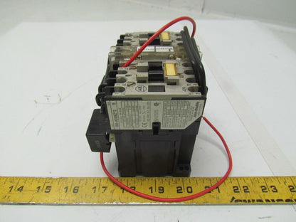 Allen Bradley 104-AO9NZ243 Ser A Reversing Contactor 600V 9A w/24VDC Coil