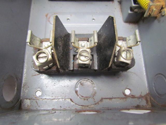 Square D A85341 Ser.A1 Fused single throw safety switch disconnect 30A 600V