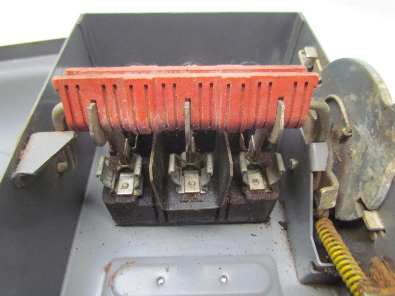 Square D A85341 Ser.A1 Fused single throw safety switch disconnect 30A 600V