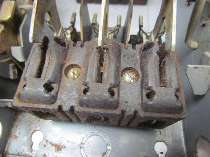 Square D A85341 Ser.A1 Fused single throw safety switch disconnect 30A 600V