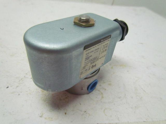 Honeywell 71215SN2QN00 2-Way Direct Acting NC Stainless Steel Valve Solenoid