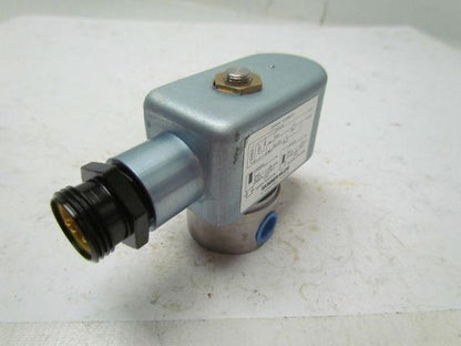Honeywell 71215SN2QN00 2-Way Direct Acting NC Stainless Steel Valve Solenoid