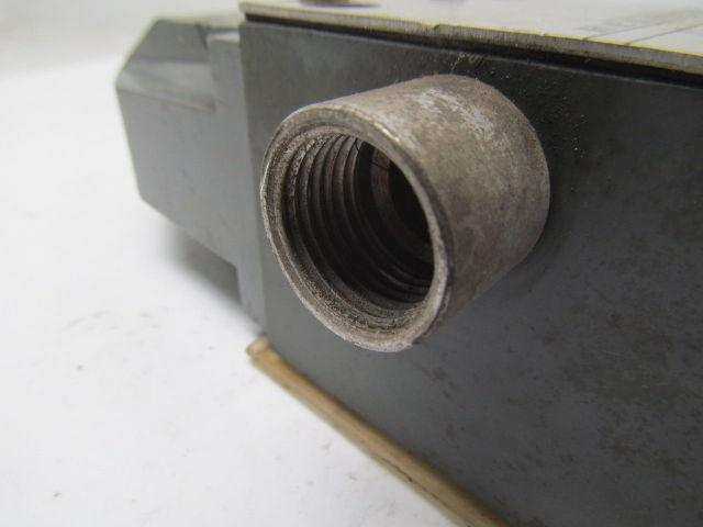 Rexroth 4WEH22HC31/8LN/5 4 way electrohydraulic size NG25 Valve