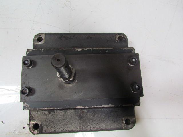 Machine leveling Feet pads Aprox. 10"x10" x 4-1/2" Steel