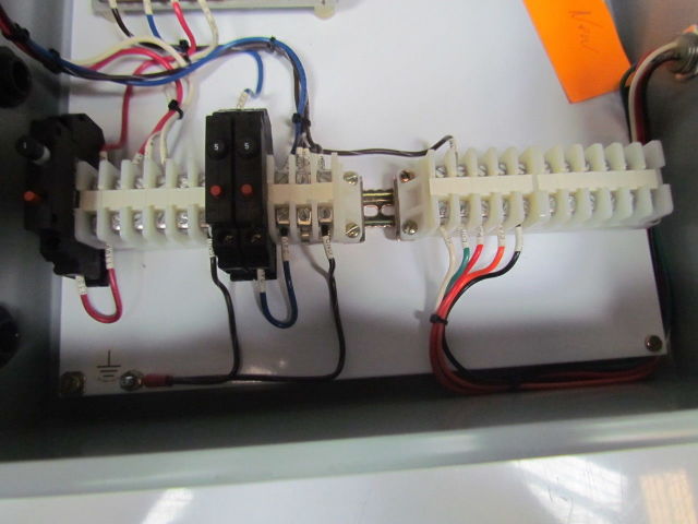 Sola Hoffman SLS-24-024T 1614CH 24VDC Regulated Power Supply in enclosure panel