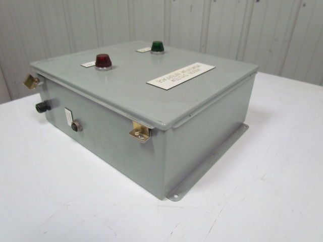 Sola Hoffman SLS-24-024T 1614CH 24VDC Regulated Power Supply in enclosure panel