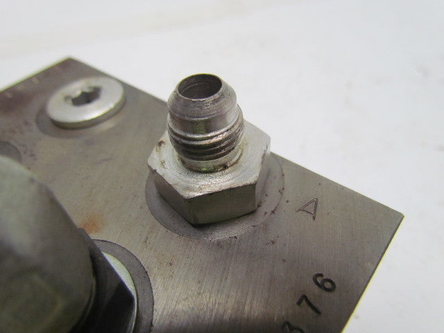 Vickers DGMS-3-2E-10-S 2 station hydraulic subplate port size SAE 3/4-16 UNF-2B
