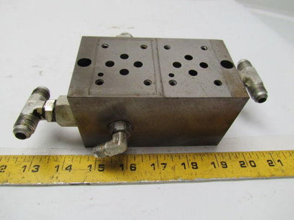 Vickers DGMS-3-2E-10-S 2 station hydraulic subplate port size SAE 3/4-16 UNF-2B