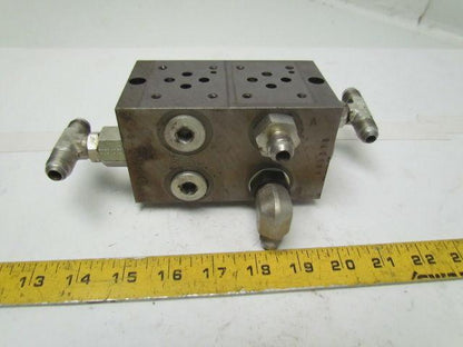Vickers DGMS-3-2E-10-S 2 station hydraulic subplate port size SAE 3/4-16 UNF-2B