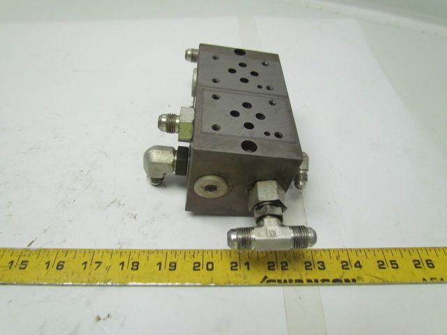 Vickers DGMS-3-2E-10-S 2 station hydraulic subplate port size SAE 3/4-16 UNF-2B
