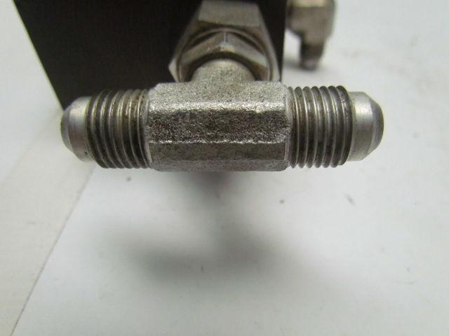 Vickers DGMS-3-2E-10-S 2 station hydraulic subplate port size SAE 3/4-16 UNF-2B